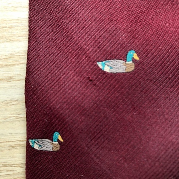 Robert Talbott for Al Johnson Tie! Duck Hunters! - Picture 5 of 7